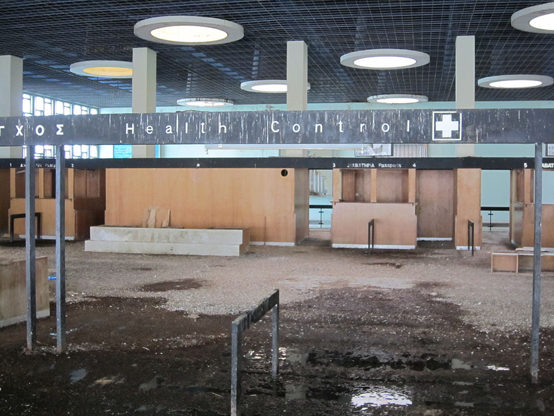 Illustration for article titled Las imágenes más desoladoras de aeropuertos abandonados